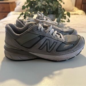 New Balance 990v5 Grey Sneakers Size 8.5